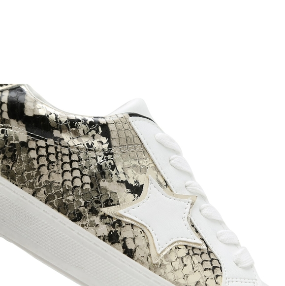 STEVE MADDEN Snakeprint Star Sneakers NIB - Picture 6 of 8